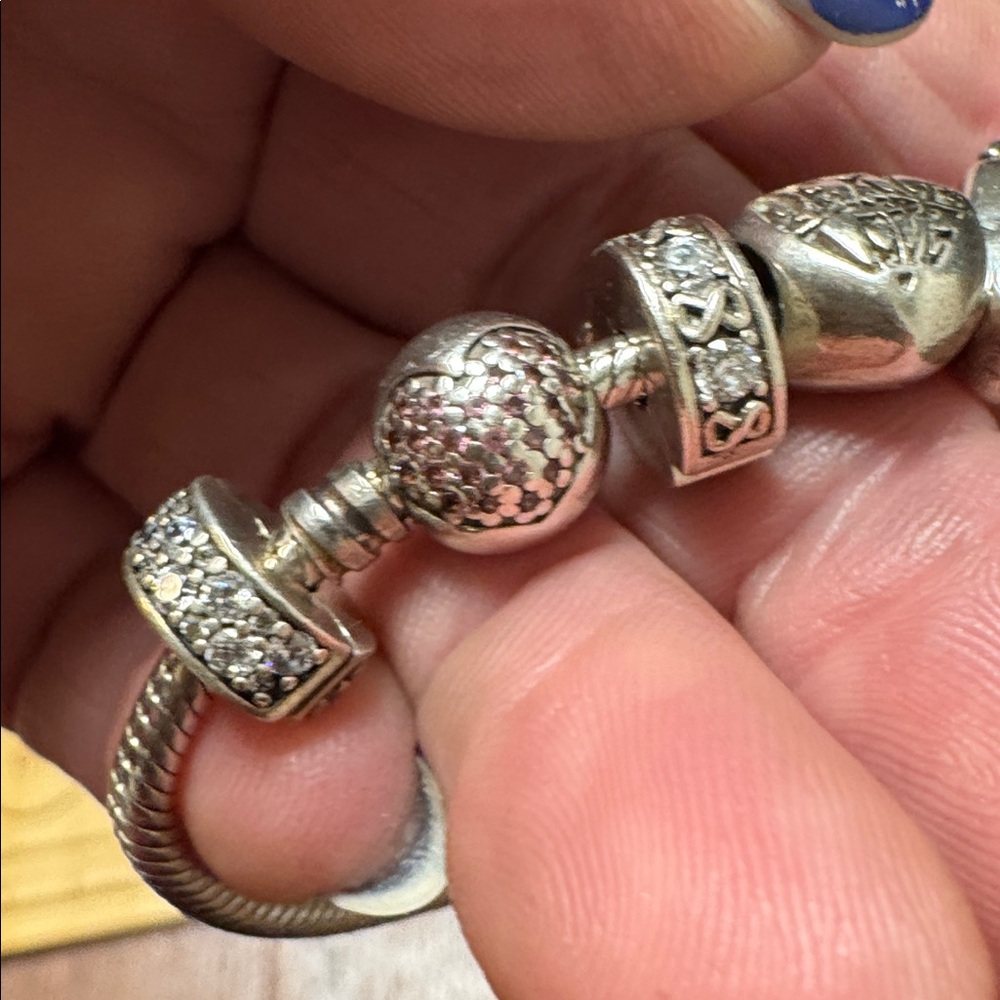 Pandora Charm Bracelet Sterling Silver with 10 charms - Picture 14 of 17